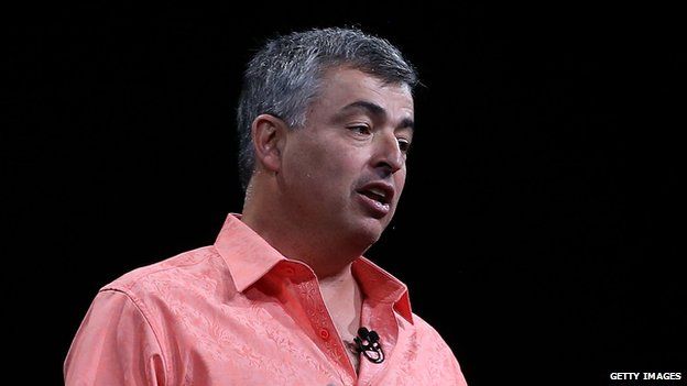 Eddy Cue called Swift in Amsterdam to tell her they had made the change