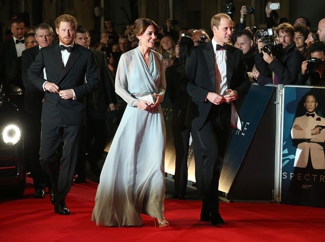 
From left to right: Prince Harry, Duchess of Cambridge Kate Middleton, Prince Williams
