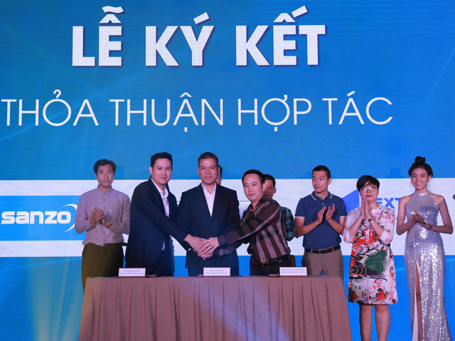 
The cooperation agreement among the three was signed on August 8, to launch the TV application on Asanzo TV and phones.
