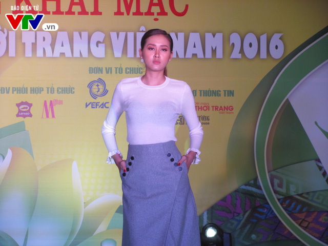 Nhiều người mẫu khoe sắc trong đêm trình diễn thời trang Việt - Ảnh 9.