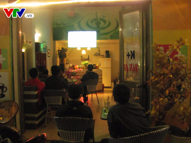 Bán kết AFF Cup Việt Nam - Indonesia: Các cửa hàng cafe như Mỹ Đình thu nhỏ - Ảnh 11.