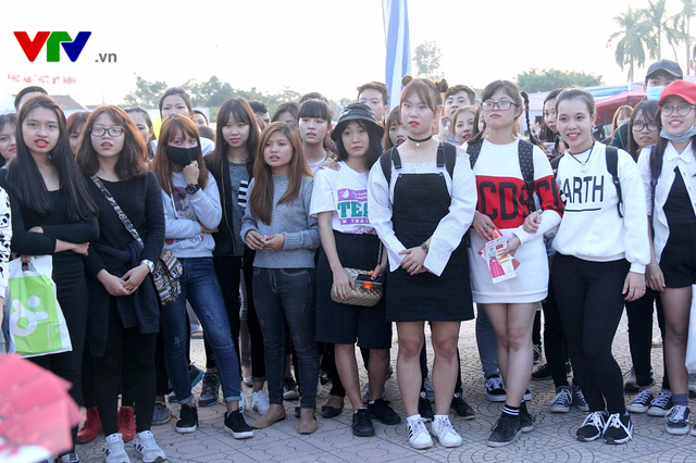 Giới trẻ Thủ đô đổ bộ Lễ hội Văn hóa - Ẩm thực Hàn Quốc dịp cuối tuần - Ảnh 13.