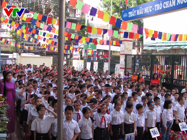 Rộn ràng hoạt động kỷ niệm ngày Nhà giáo Việt Nam tại Hà Nội - Ảnh 5.