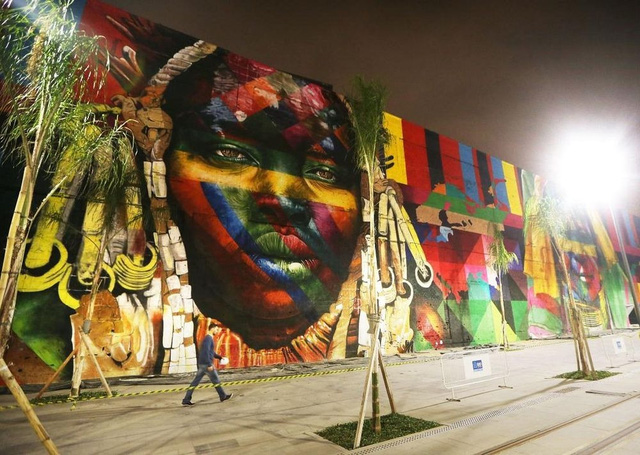 Nghệ sĩ lập kỷ lục vẽ tranh tường ăn mừng thế vận hội Olympic - Ảnh 10.