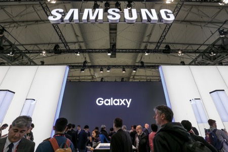 Samsung tiếp tục duy trì ngôi đầu thị trường smartphone - Ảnh 3.