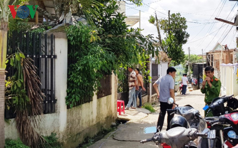 Một nhà dân tại Lâm Đồng bị cài mìn và phát nổ lúc rạng sáng - Ảnh 1.
