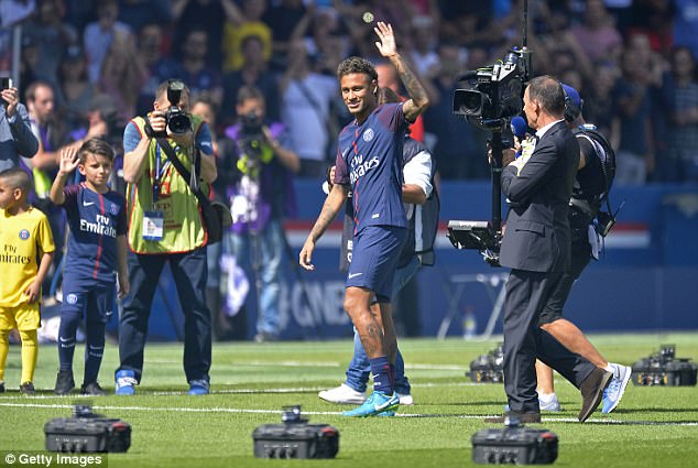 Giải VĐQG Pháp Ligue I: Neymar không thi đấu, PSG vẫn khởi đầu thuận lợi - Ảnh 1.