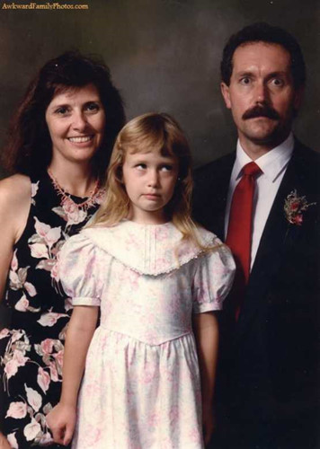 Những bức ảnh gia đình độc đáo khiến bạn phải mỉm cười - Ảnh 4.