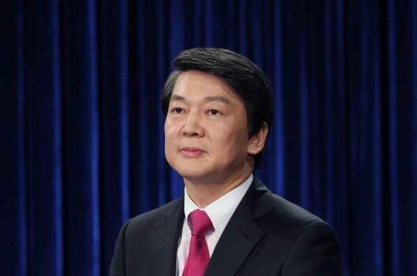 Ba ứng viên nổi trội cho vị trí Tổng thống Hàn Quốc - Ảnh 2.