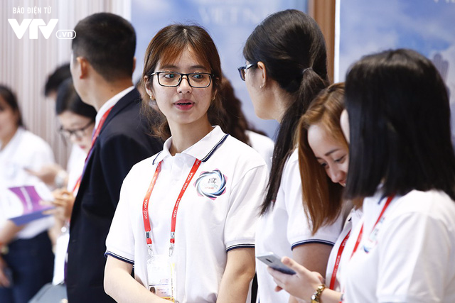 Tình nguyện viên - Những người đóng góp tích cực cho APEC 2017 - Ảnh 2.
