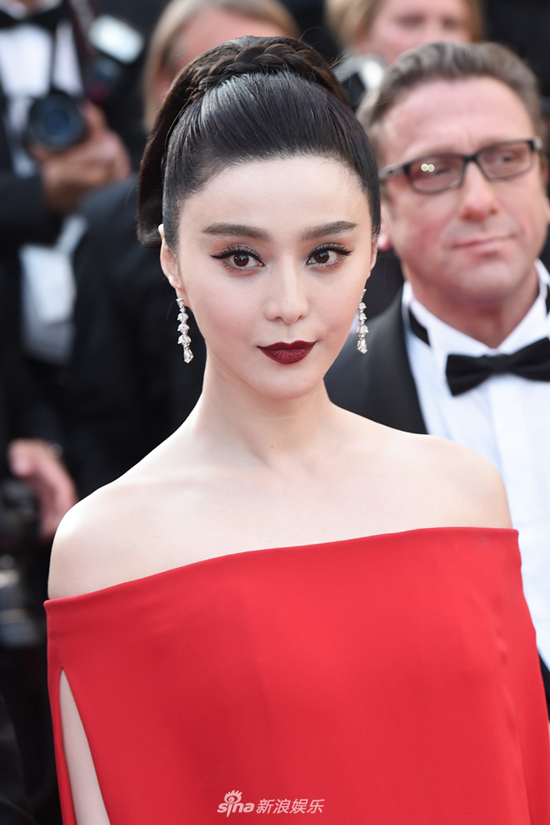 Phạm Băng Băng nổi bật giữa dàn mỹ nhân trên thảm đỏ Cannes - Ảnh 3.
