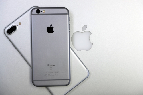Apple sẽ áp dụng giá bán cao không tưởng với iPhone 8? - Ảnh 1.