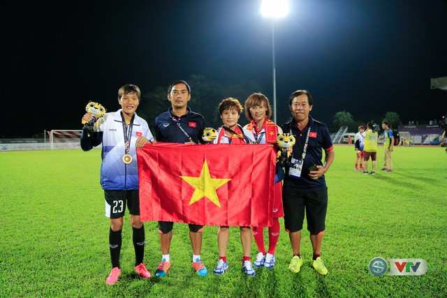 Nhìn lại hành trình giành ngôi vô địch SEA Games 29 giàu cảm xúc của ĐT bóng đá nữ Việt Nam - Ảnh 19.