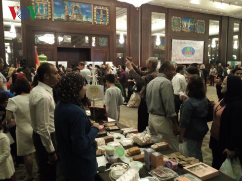 Việt Nam tham dự hội chợ văn hóa, ẩm thực châu Á tại Ai Cập - Ảnh 2.