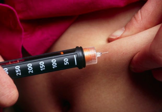 Phát minh miếng dán insulin không đau cho người bị tiểu đường - Ảnh 1.