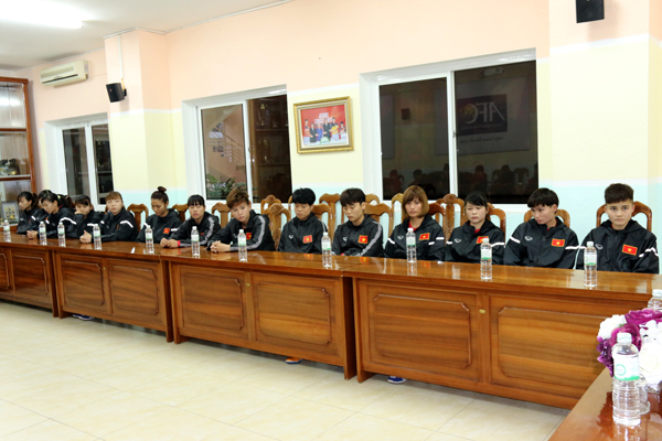 ĐT nữ Việt Nam họp phổ biến nội quy trong ngày đầu hội quân - Ảnh 2.