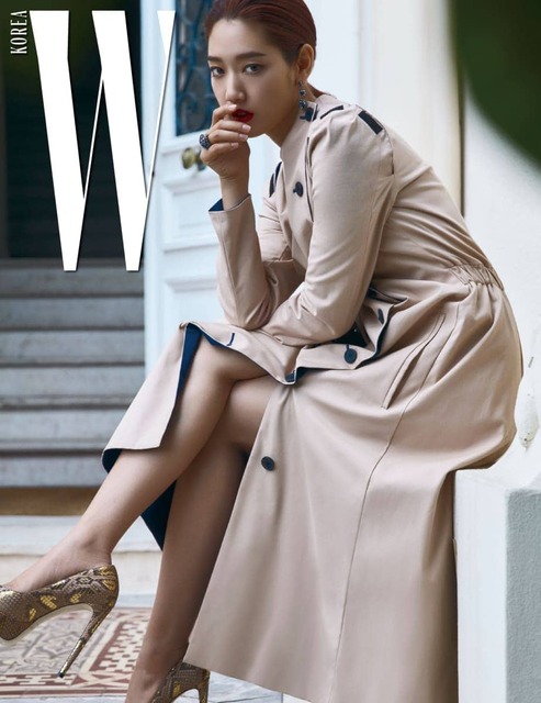 Park Shin Hye hóa quý cô sang trọng trên tạp chí W - Ảnh 7.