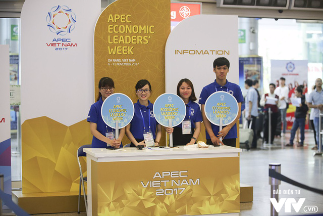 Tình nguyện viên - Những người đóng góp tích cực cho APEC 2017 - Ảnh 1.