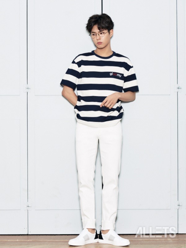 Muôn kiểu biểu cảm dễ thương của mỹ nam được Song Joong Ki hết mực cưng chiều - Ảnh 6.