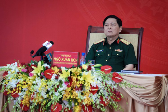 Bộ trưởng Bộ Quốc phòng làm việc tại Tân cảng Sài Gòn - Ảnh 1.