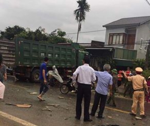 Nghệ An: 6 người thiệt mạng trong 2 vụ tai nạn giao thông - Ảnh 1.