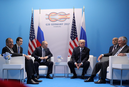 Tổng thống Nga - Mỹ lần đầu tiên gặp nhau - Ảnh 1.