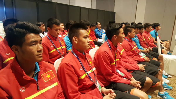 U20 Việt Nam chuẩn bị cho trận gặp Pháp: Vào sân với sự tự tin và khát vọng - Ảnh 2.