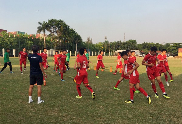 ẢNH: U19 Việt Nam đã sẵn sàng trước thử thách lớn đến từ U19 Hàn Quốc - Ảnh 2.