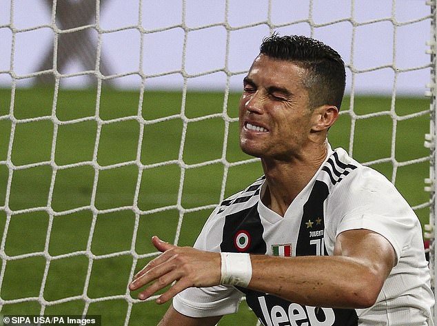 Kylain Mbappe đắt giá nhất thế giới, Cris Ronaldo bật bãi khỏi Top 10 - Ảnh 1.