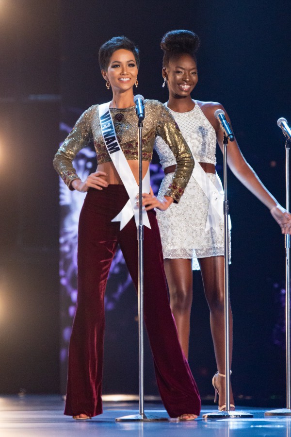 Ngắm những bộ trang phục giúp HHen Niê làm nên kỳ tích tại Miss Universe 2018 - Ảnh 3.
