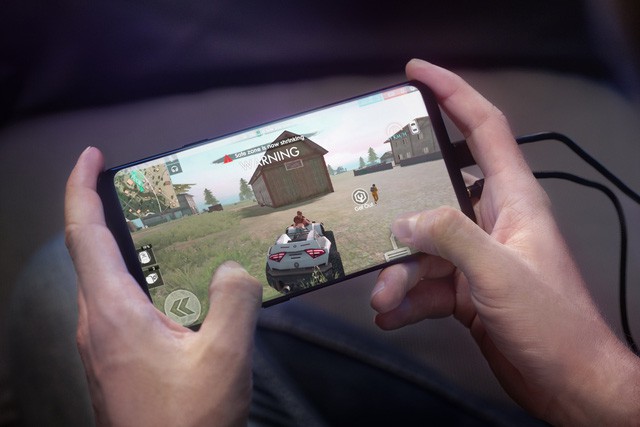Asus mang smartphone dành cho game thủ với cấu hình “khủng” về Việt Nam - Ảnh 2.