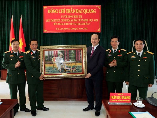 Chủ tịch nước thăm, chúc Tết các lực lượng vũ trang tại tỉnh Gia Lai  - Ảnh 1.