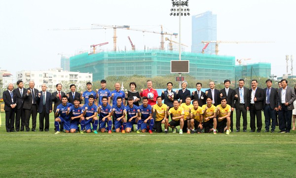 Tổng thống Hàn Quốc thăm và giao lưu với ĐT U23 QG Việt Nam - Ảnh 4.