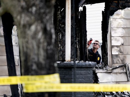 Mỹ: Cháy nhà tại Alcoa, 6 người thiệt mạng - Ảnh 3.