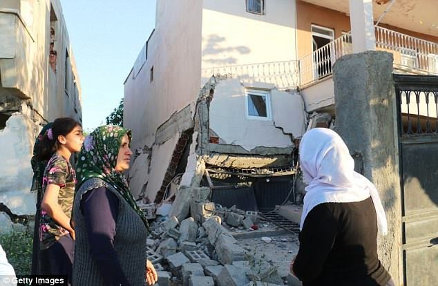 Động đất tại Thổ Nhĩ Kỳ: Số người bị thương tăng lên 39 - Ảnh 1.