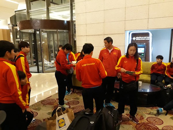 VCK Asian Cup nữ 2018: ĐT nữ Việt Nam đã có mặt tại Jordan - Ảnh 2.