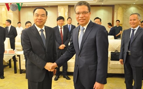 Đại sứ Việt Nam tại Trung Quốc làm việc với Thị trưởng Trùng Khánh - Ảnh 1.