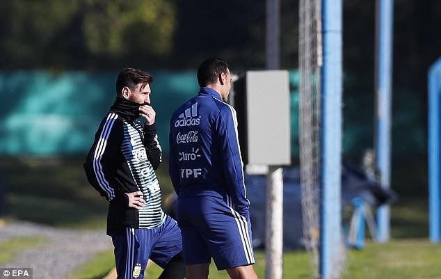 Messi hội quân cùng Argentina, chuẩn bị cho World Cup 2018 - Ảnh 3.
