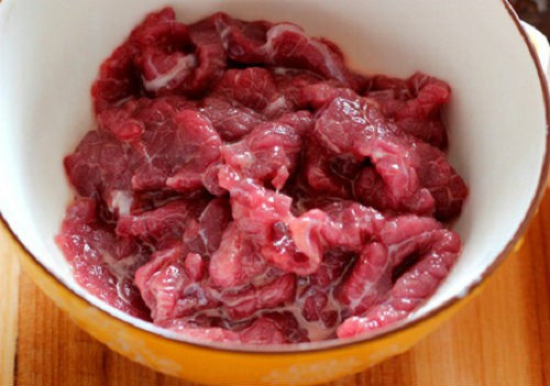 Hướng dẫn cách làm thịt bò xào khoai tây thơm ngon khó cưỡng - Ảnh 2.