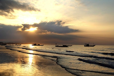 Biển Đông du kí: Khám phá những mũi đất ghi dấu Việt trên Biển Đông - Ảnh 2.
