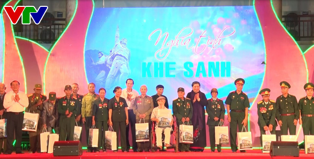 Phó Chủ tịch Thường trực Quốc hội Tòng Thị Phóng dự chương trình giao lưu Nghĩa tình Khe Sanh - Ảnh 1.