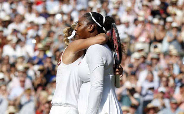 Thắng dễ Serena Williams, Kerber có danh hiệu Wimbledon đầu tiên trong sự nghiệp - Ảnh 1.