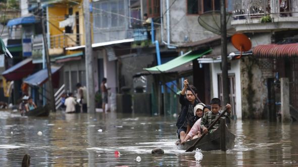 16.000 người mất nhà cửa vì lũ lụt tại Myanmar - Ảnh 4.