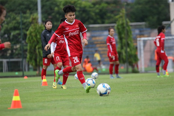 Tối nay (31/7), đội tuyển bóng đá nữ Việt Nam lên đường sang Nhật Bản tập huấn - Ảnh 1.
