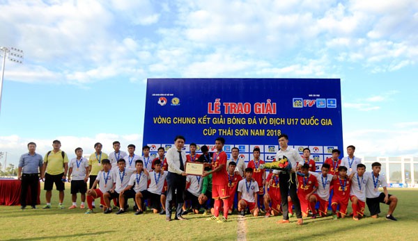 Sông Lam Nghệ An và Viettel gặp nhau tại trận chung kết giải U17 Quốc gia - Cúp Thái Sơn Nam 2018 - Ảnh 5.