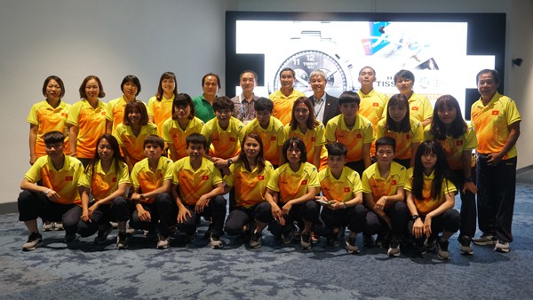 ĐT bóng đá nữ Việt Nam đã có mặt tại Indonesia - Ảnh 1.