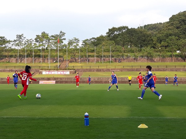 ĐT nữ Việt Nam để thua 0-2 trước CLB nữ Okayama trong trận giao hữu thứ 2 ở Nhật Bản - Ảnh 3.