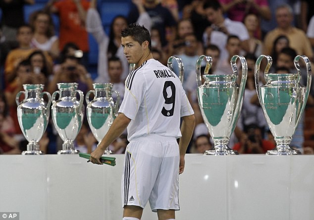 Real Madrid – AS Roma: Nhà ĐKVĐ Champions League thời hậu Ronaldo - Ảnh 1.