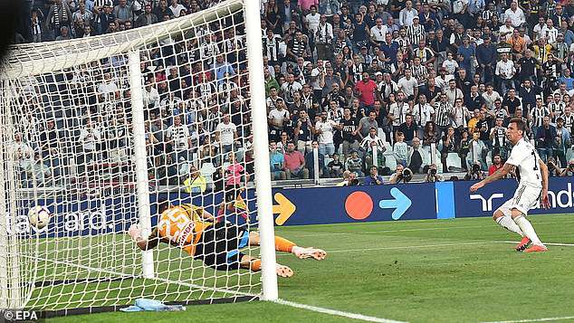 Lập hat-trick kiến tạo, Ronaldo giúp Juventus ngược dòng ngoạn mục trước Napoli - Ảnh 3.