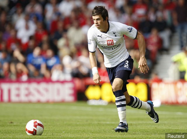 Top 10 sao ghi bàn của Tottenham: Sheringham, Bale “hít khói” Kane - Ảnh 1.